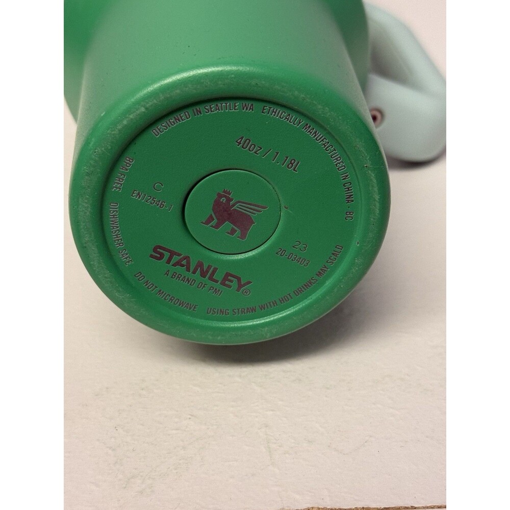 Stanley 40oz Stainless Steel H2.0 Flowstate Quencher Tumbler Green - Picture 7 of 8
